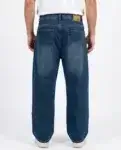 100